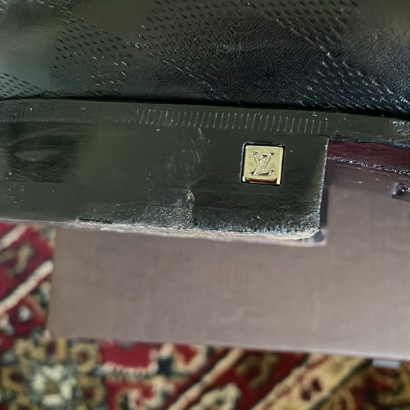 Louis Vuitton mens shoes - Picture 3 of 11